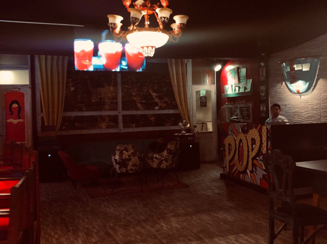 Moyobamba餐馆和美食-Plaza Gastrobar