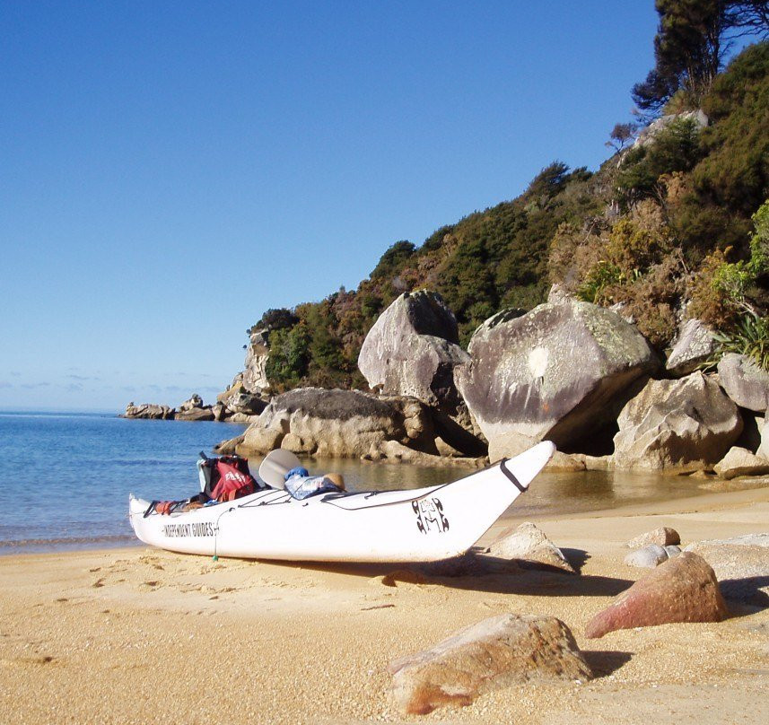 Abel Tasman Independent Guides Sea Kayaking景点图片