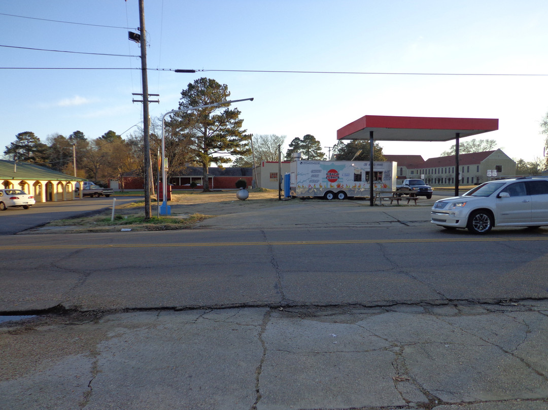 Economy Inn Express Warren主图