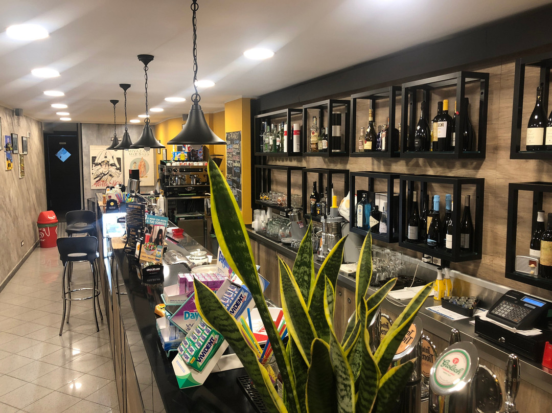 Calascibetta餐馆和美食-Barrio’s Cafe