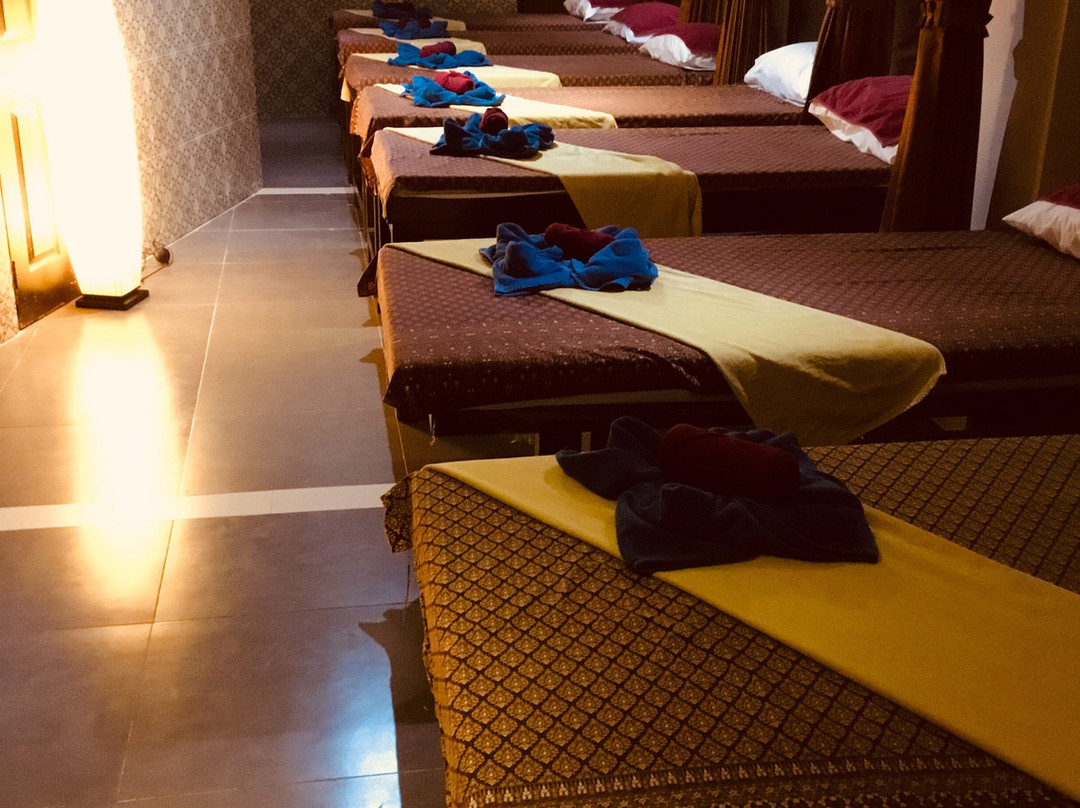 Nai Massages景点图片
