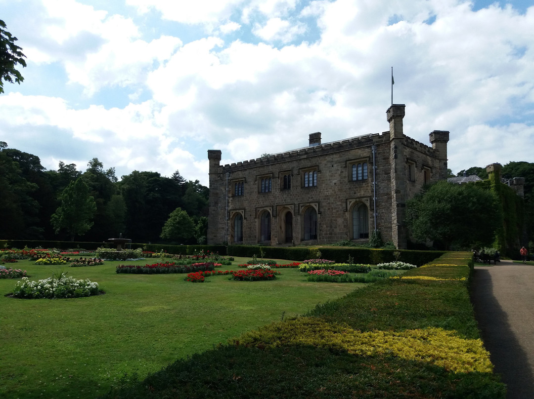 伯恩利旅游景点-Towneley Hall Art Gallery & Museum