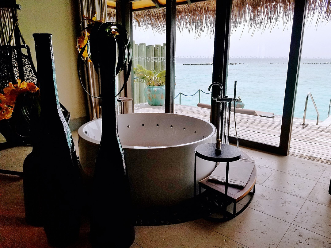 维拉私人海岛度假酒店主图