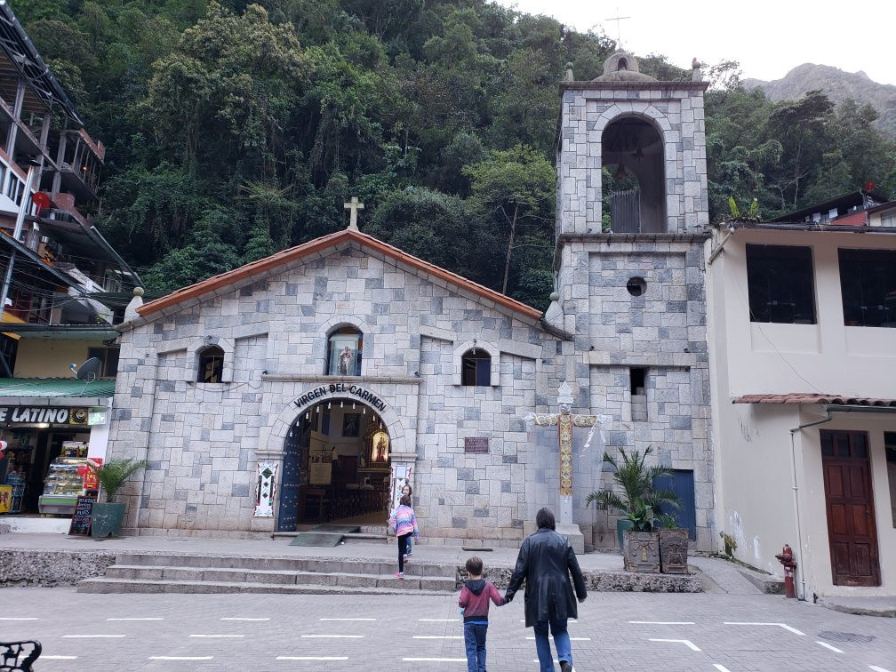 Iglesia Virgen Del Carmen景点图片