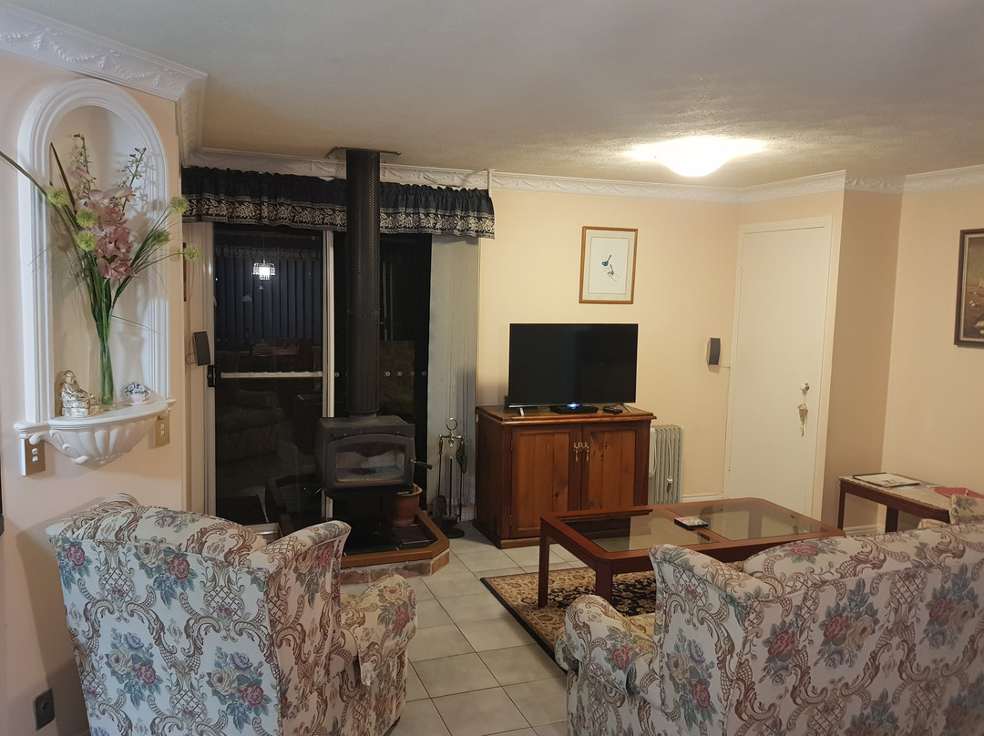 山坡乡村度假村主图