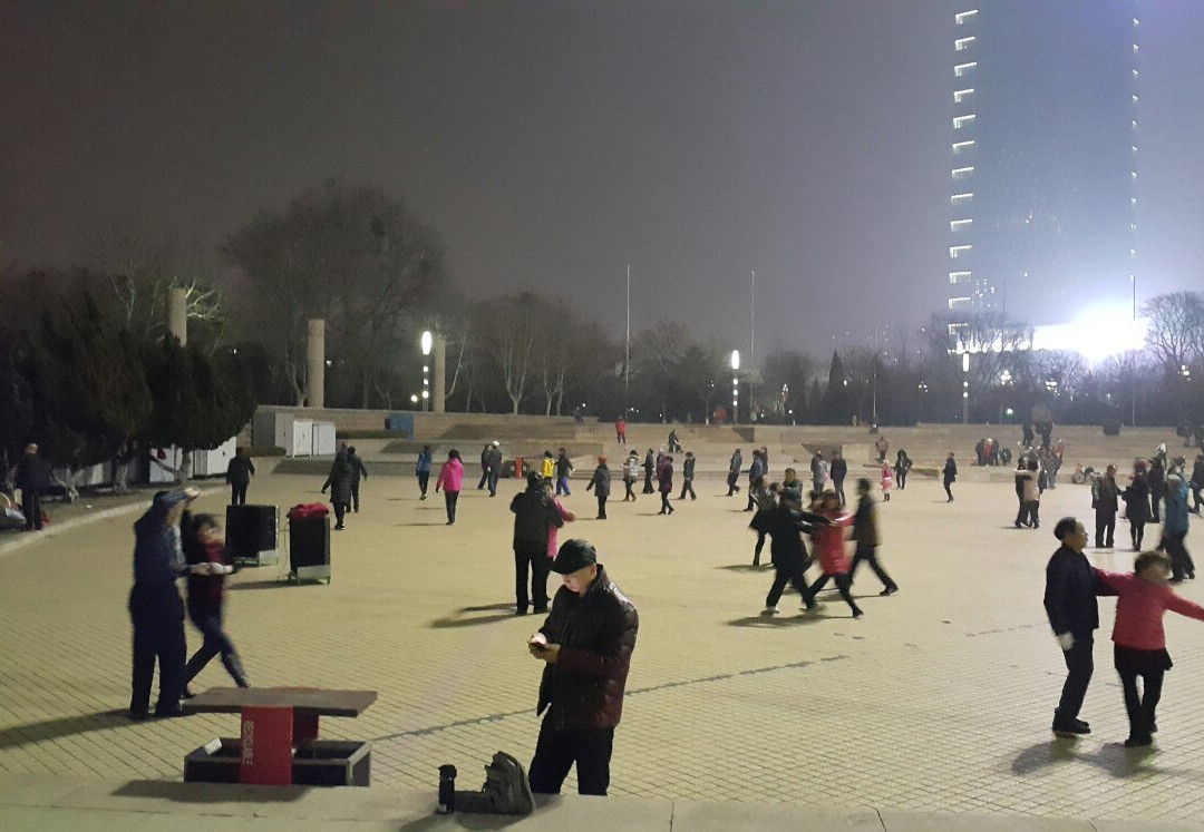 天马广场-烟台市必去景点