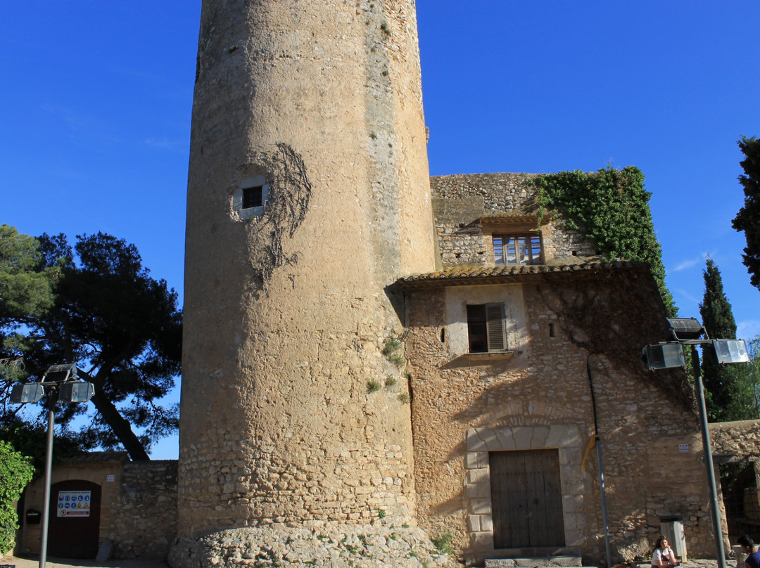 Castell de Ribes-Sant Pere de Ribes必去景点