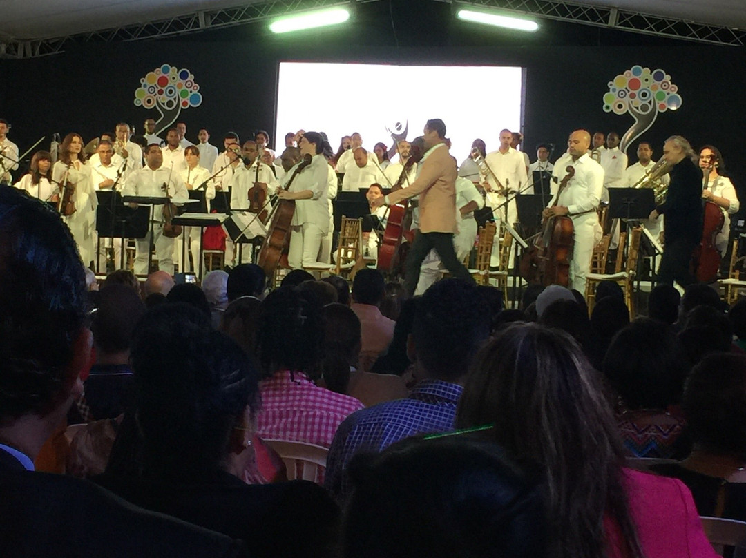 Centro Cultural Perello-Bani必去景点