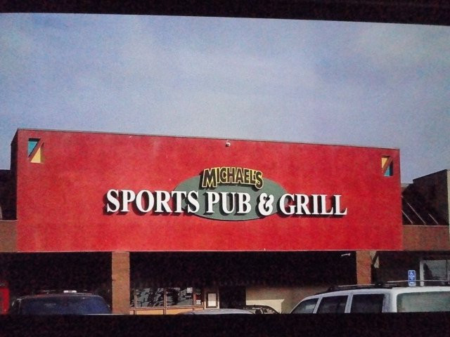 Michael's Sports Pub & Grill
