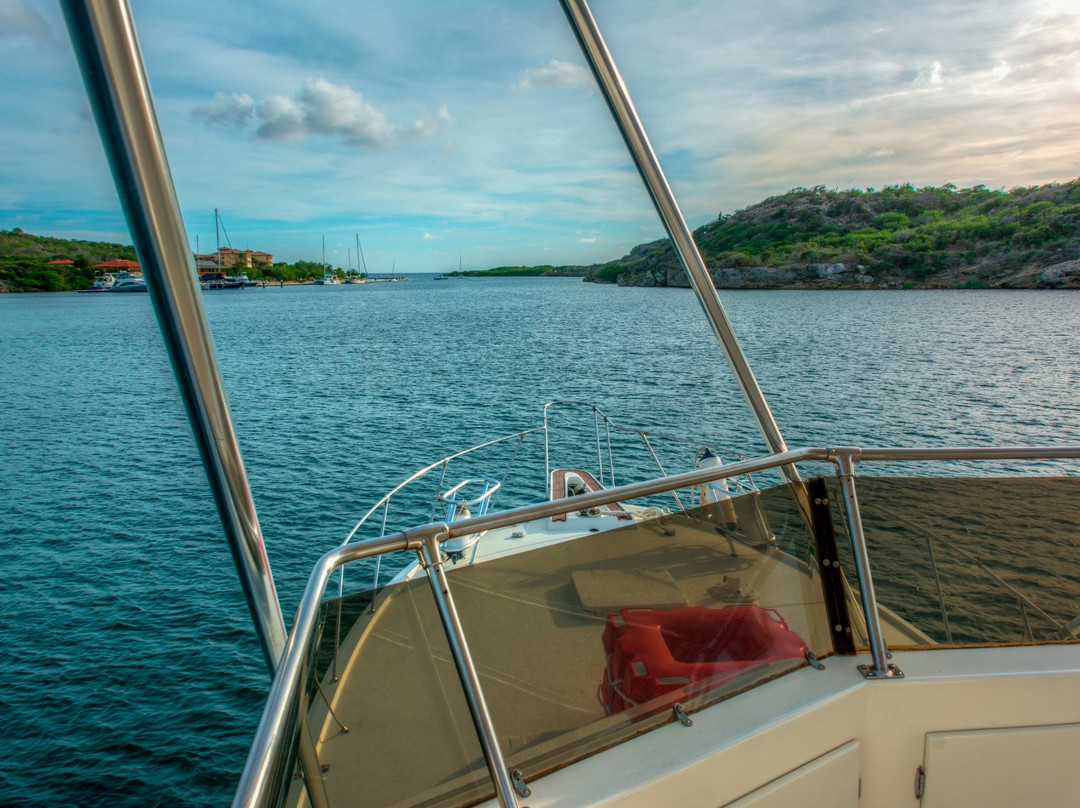 Summer Jam Private Yacht Charters-威廉斯塔德必去景点