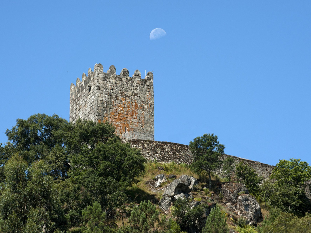 Castle of Arnoia景点图片