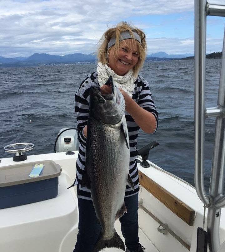 Powell River Sportfishing-鲍威尔里弗必去景点