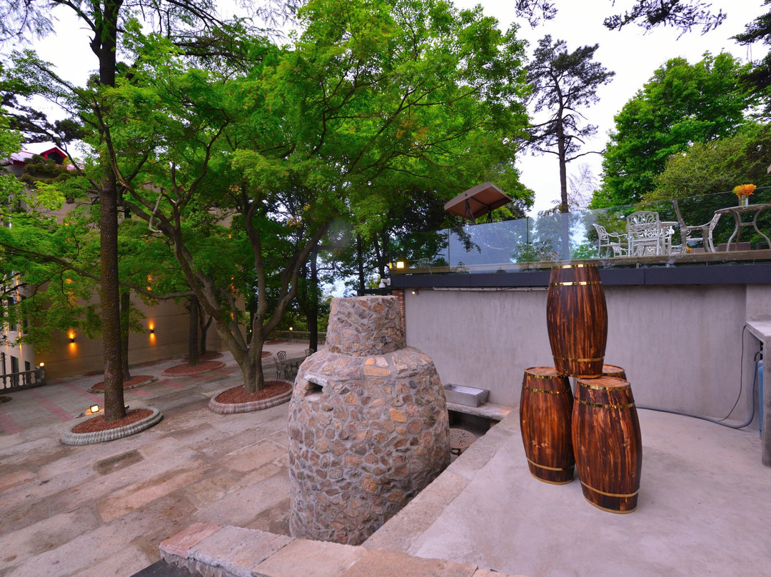 莫干山金茂天籁之梦度假酒店主图