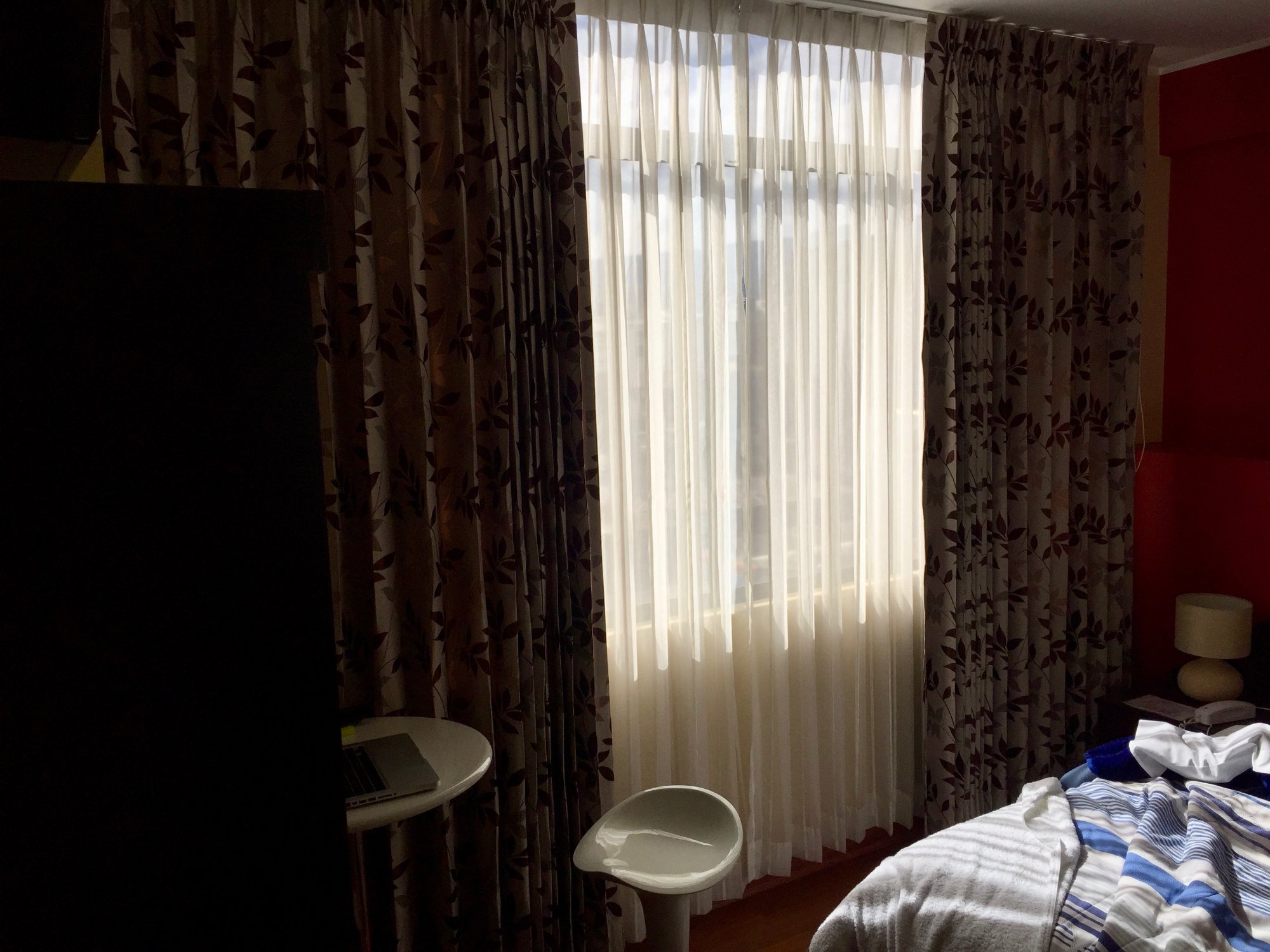 B&V Compania Hotelera-官方