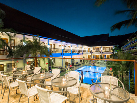 奈汉海滩奈亚布里度假酒店主图