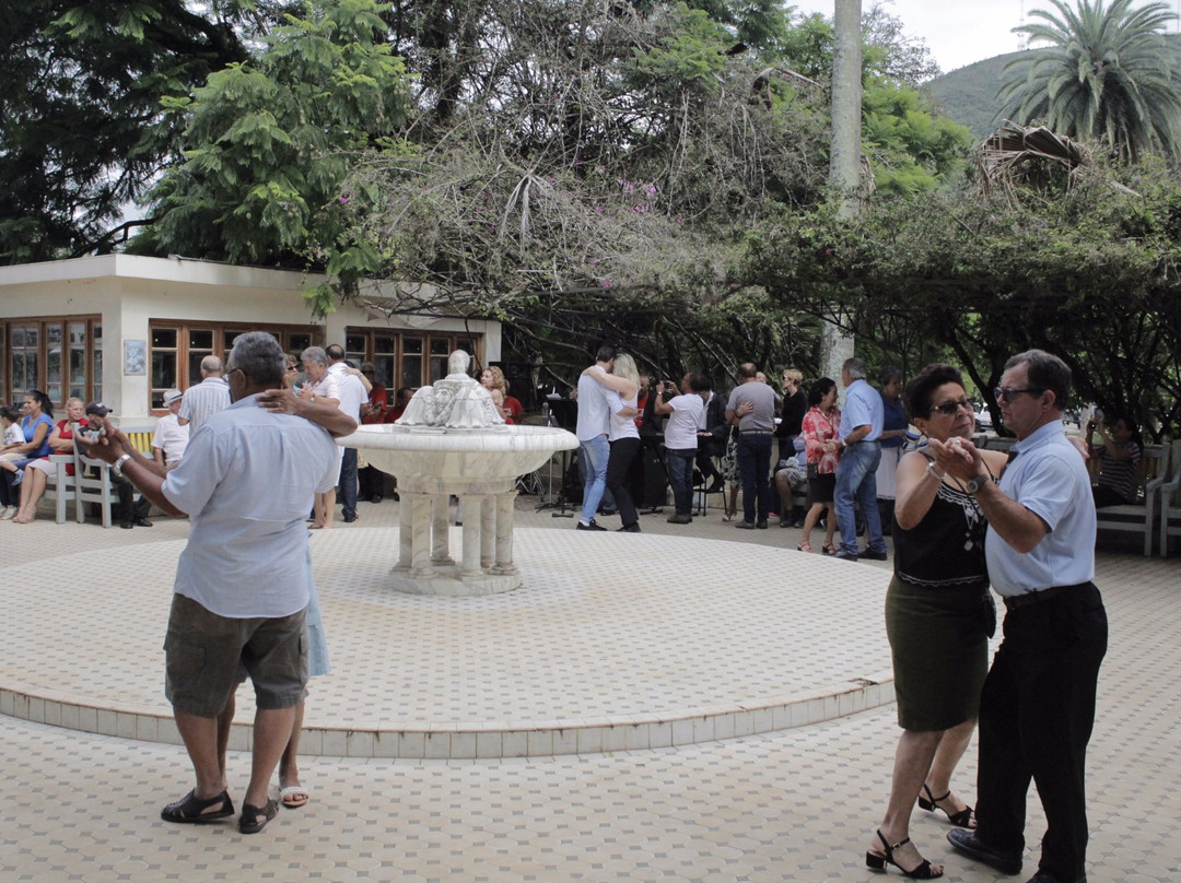 Feira de Artes e Artesanato-Pocos de Caldas必去景点