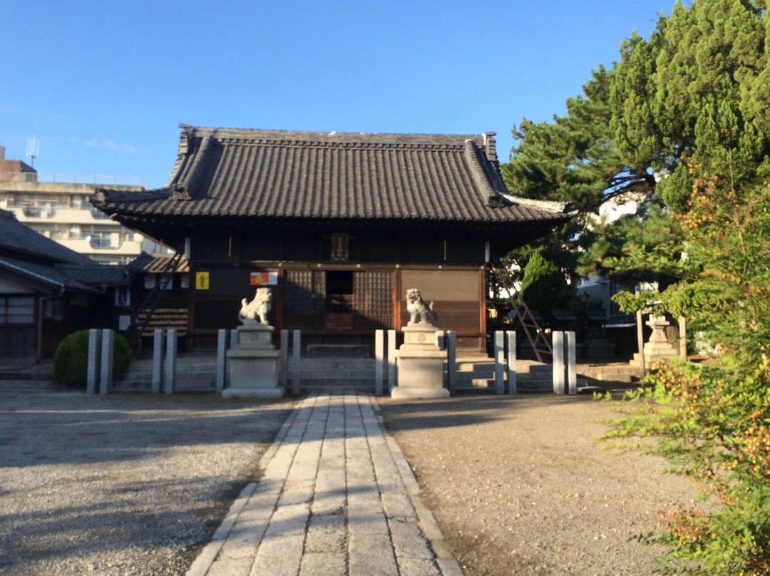 Nariha Shrine景点图片