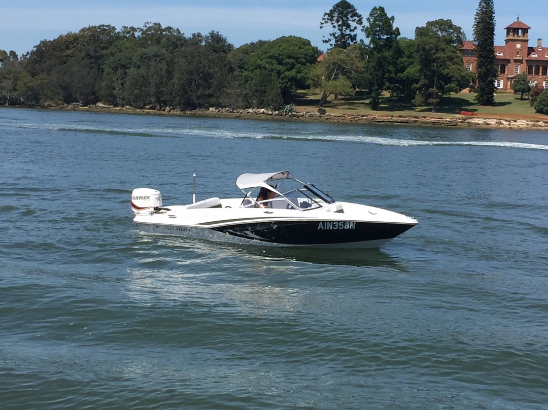 Sydney Harbour Luxury Boat HIre景点图片