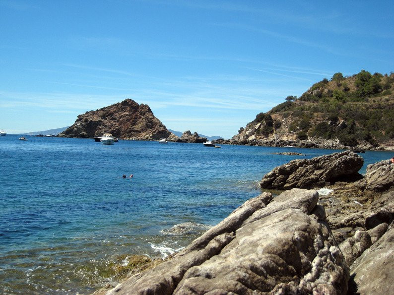 Cala Mar Morto景点图片