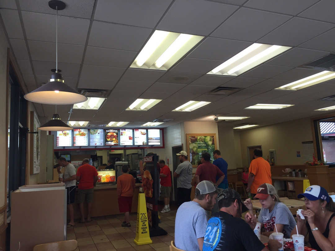 Max Meadows餐馆和美食-Wendy's