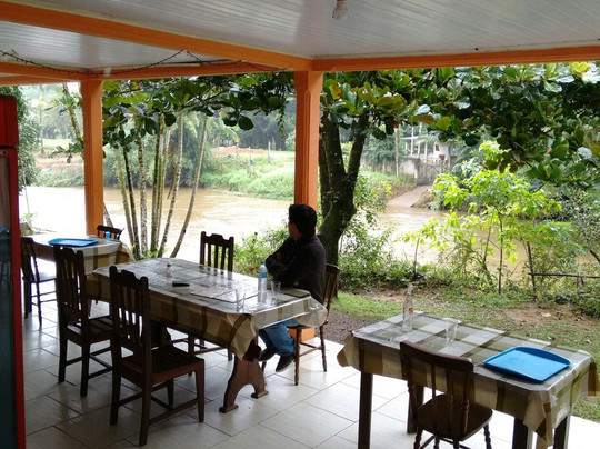 Guaraquecaba餐馆和美食-Restaurante Pousada e Servico De Transporte Do Marinho