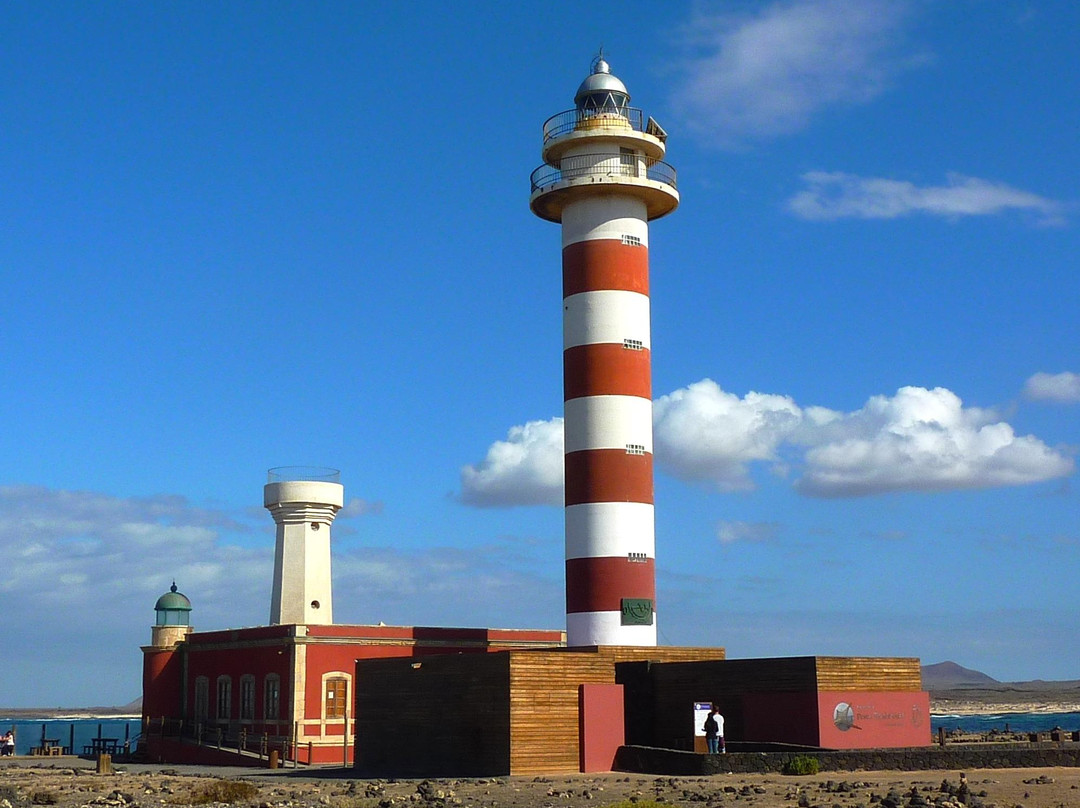 Faro del Tostón景点图片