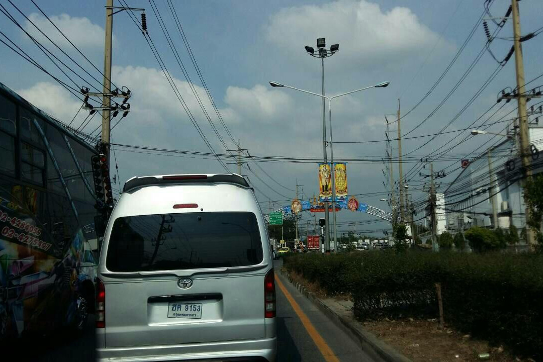 Wat King Kaew-Racha Thewa必去景点