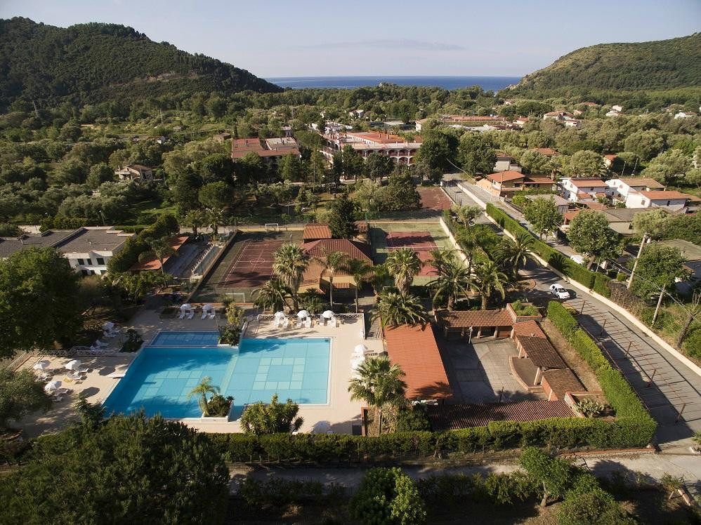 Licusati酒店住宿-特利文托住宅酒店