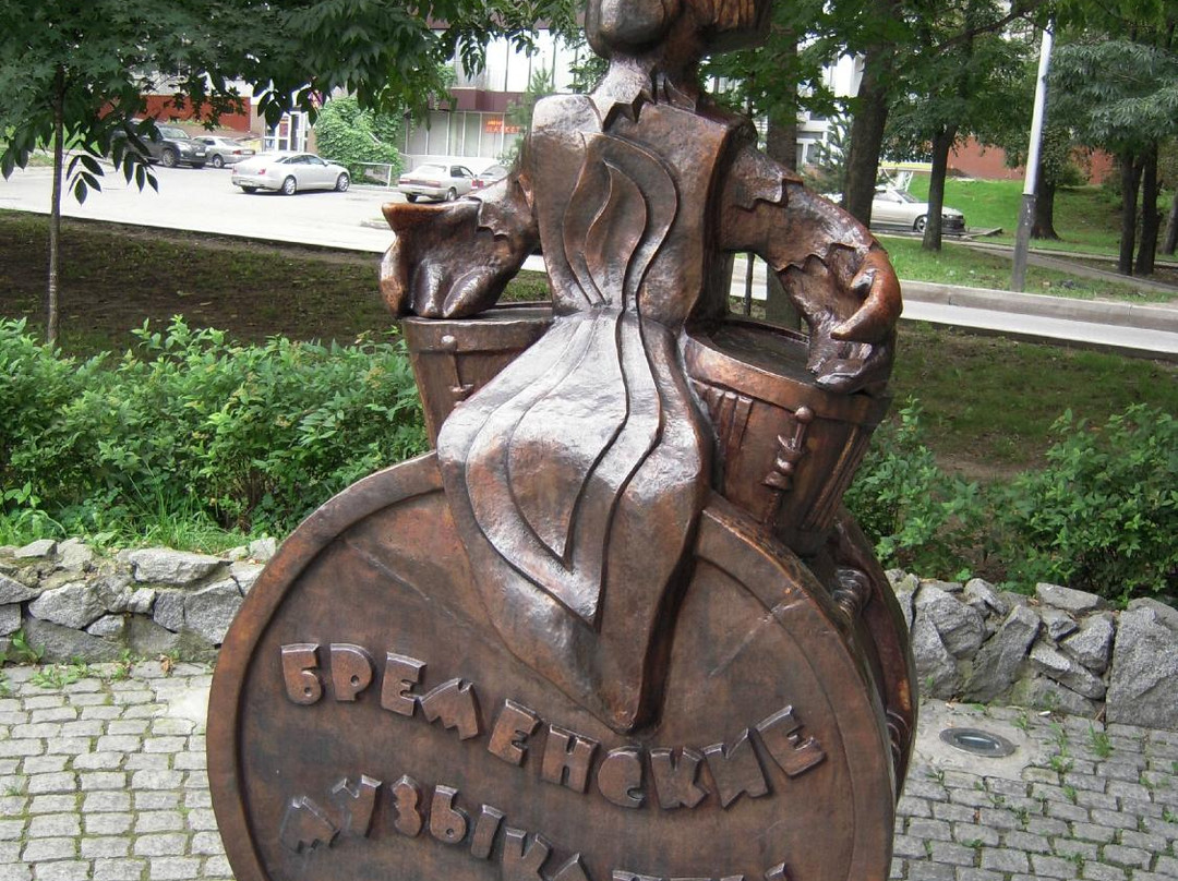 The Bremen Town Musicians Sculpture-哈巴罗夫斯克必去景点
