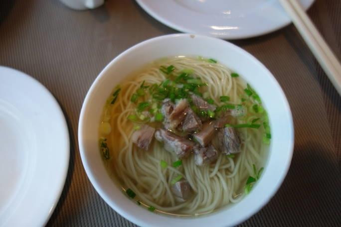 长信国际酒店主图