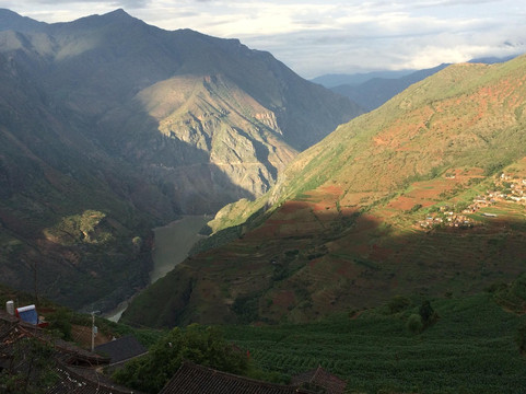 黄花塞客栈主图