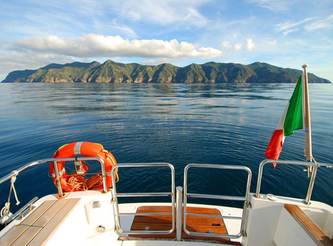 Rais Dragut II-Capraia Isola必去景点