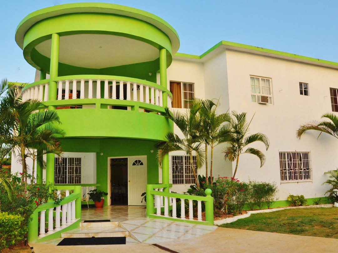 Mom's Village Resort
