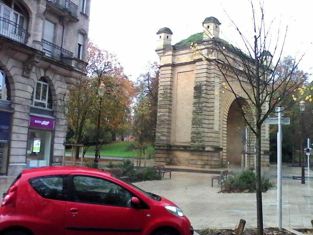Porte Serpenoise-梅斯必去景点