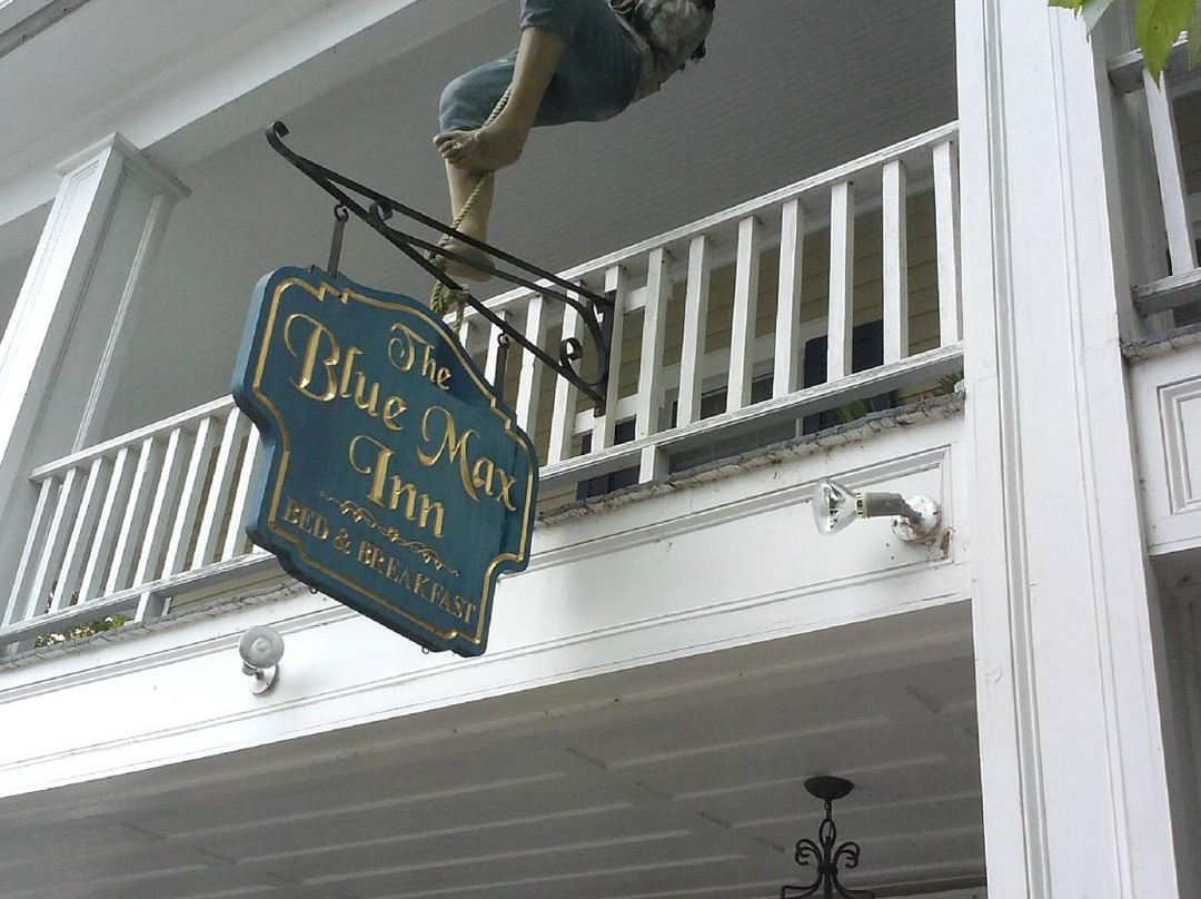 Blue Max Inn Bed and Breakfast主图