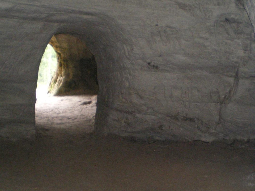 Helme Caves-Helme必去景点