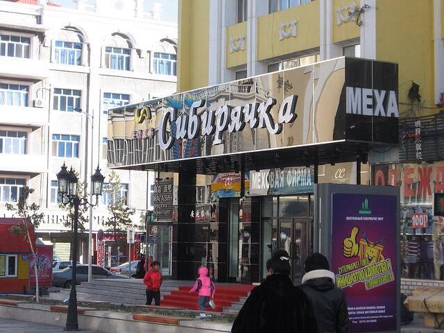 边城假日酒店-客卧