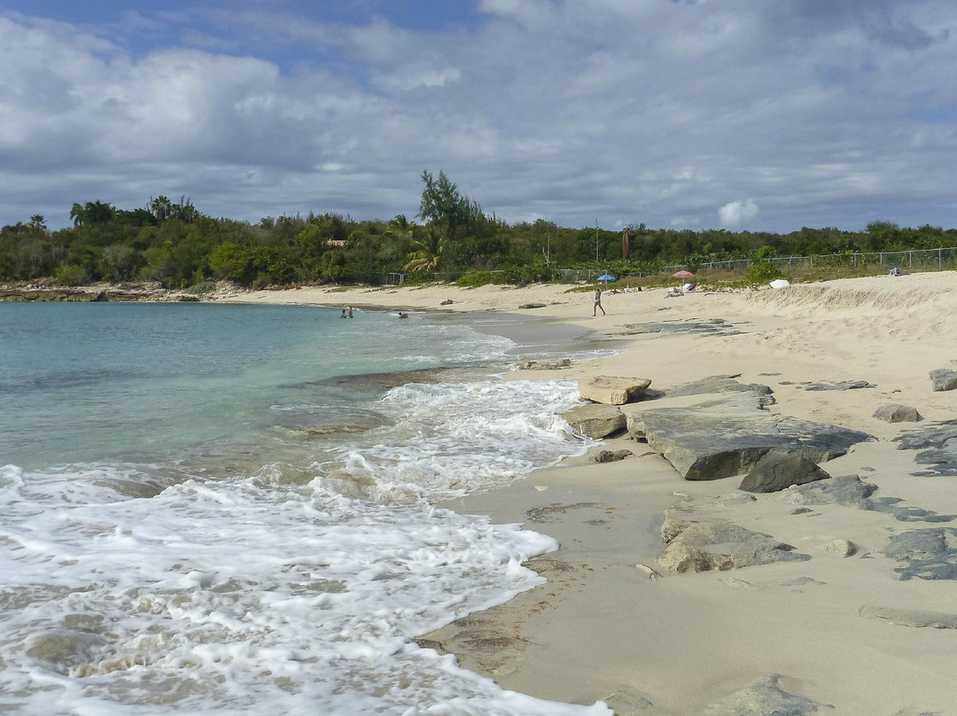Plum Bay-Terres Basses必去景点