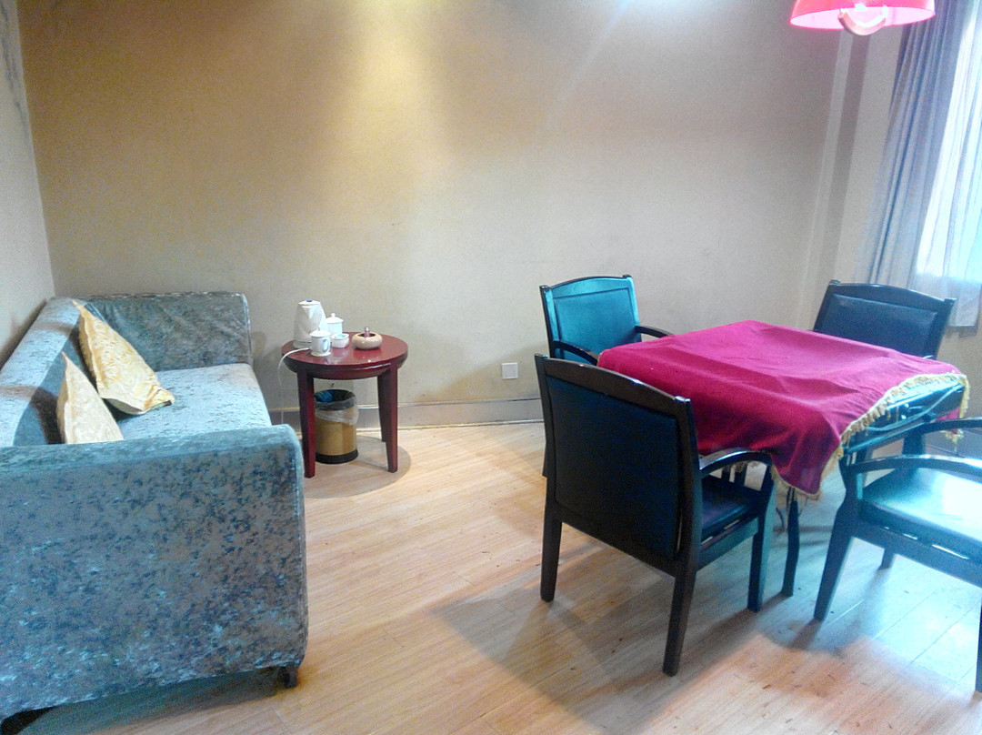 香格里拉假日酒店主图