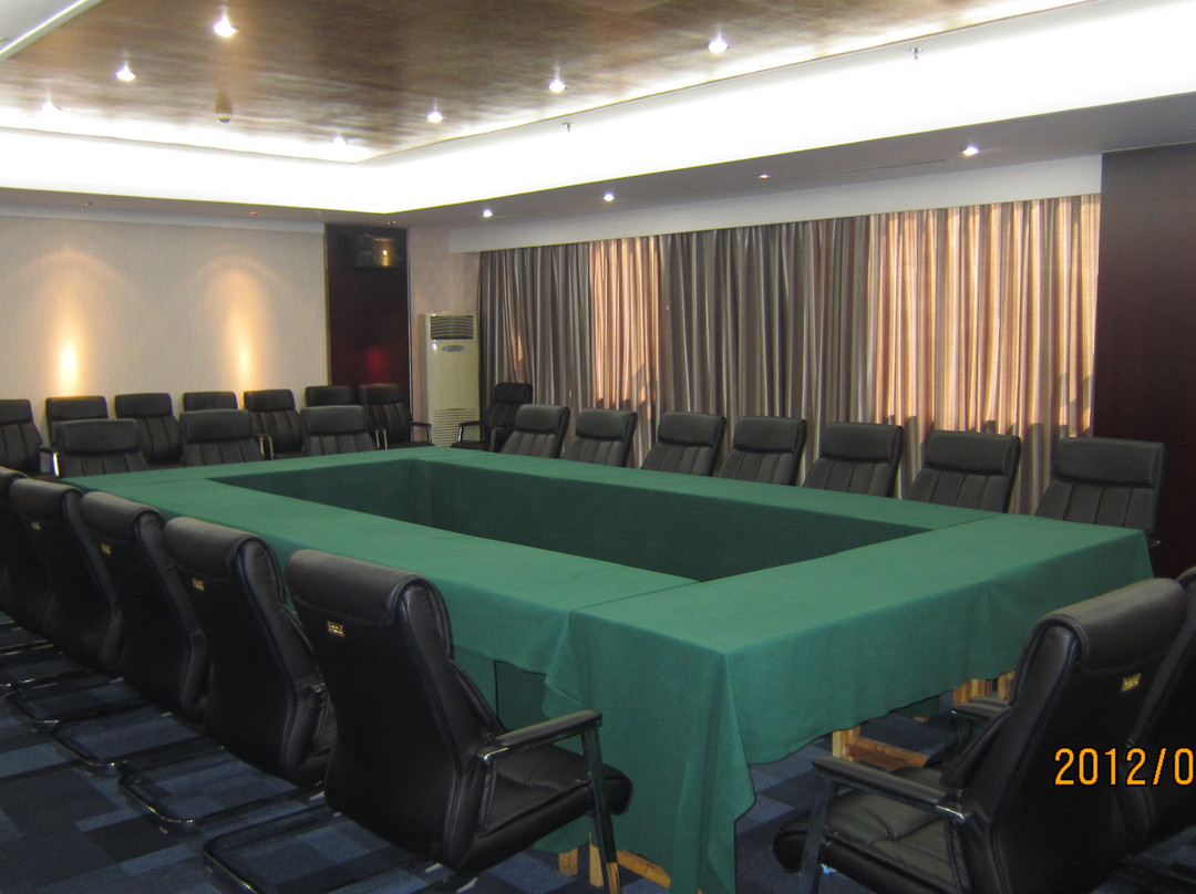 希森大酒店主图