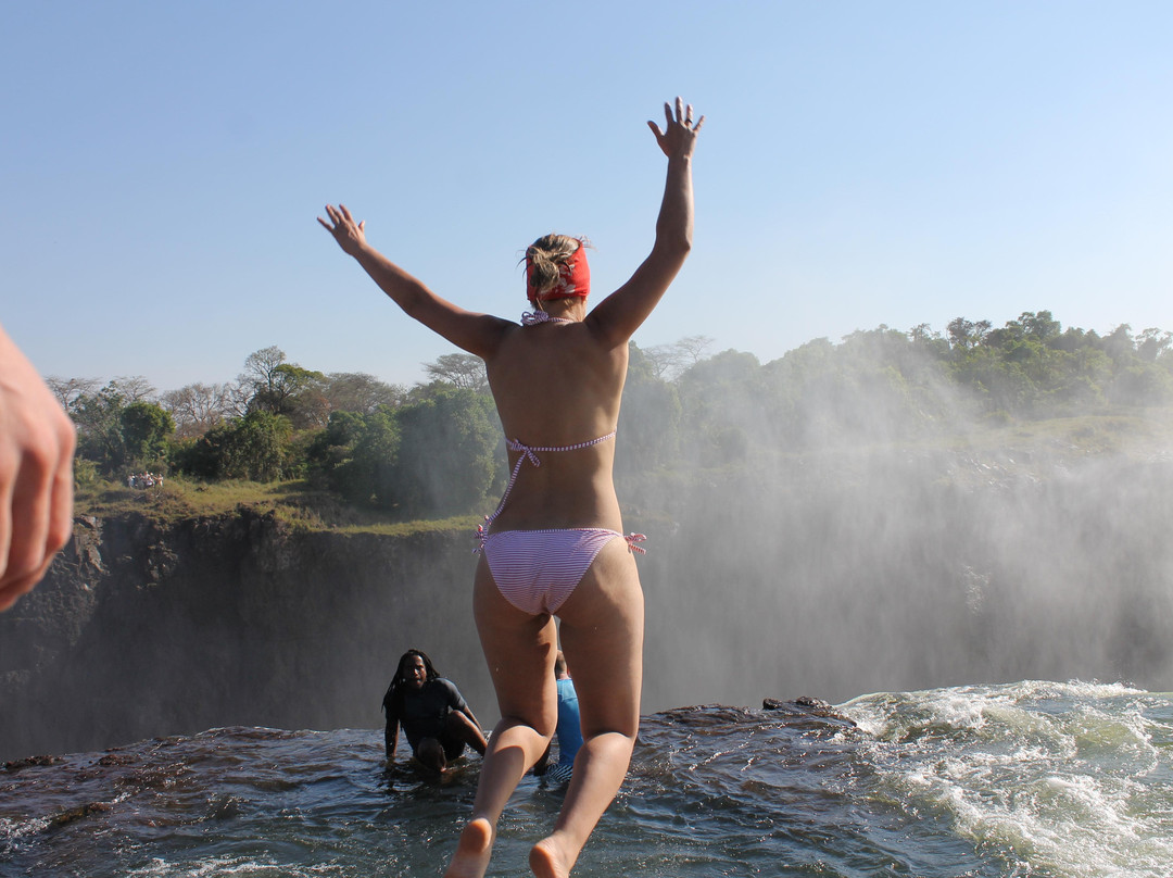 Devil's Pool-李文斯顿必去景点