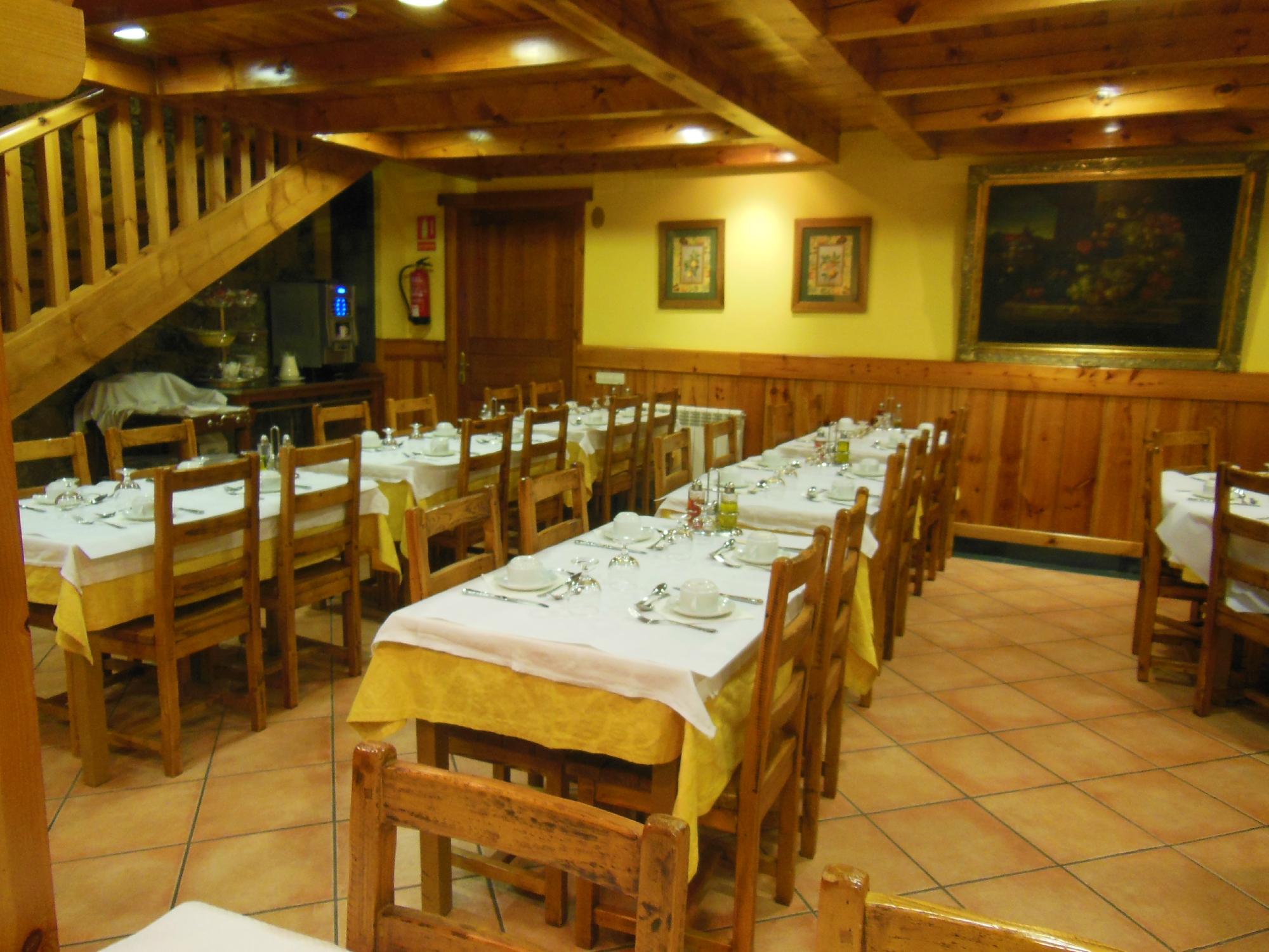 Hotel Xalet Montana-餐饮