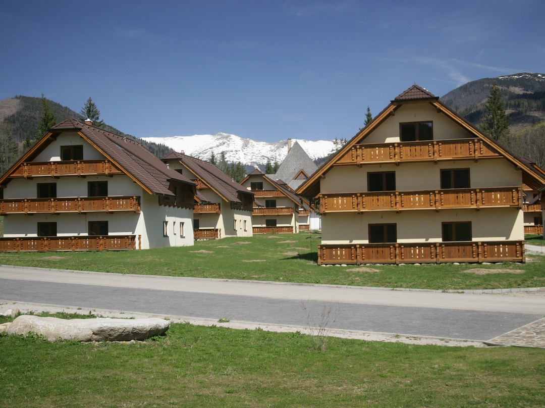 Ski & Golf Resort