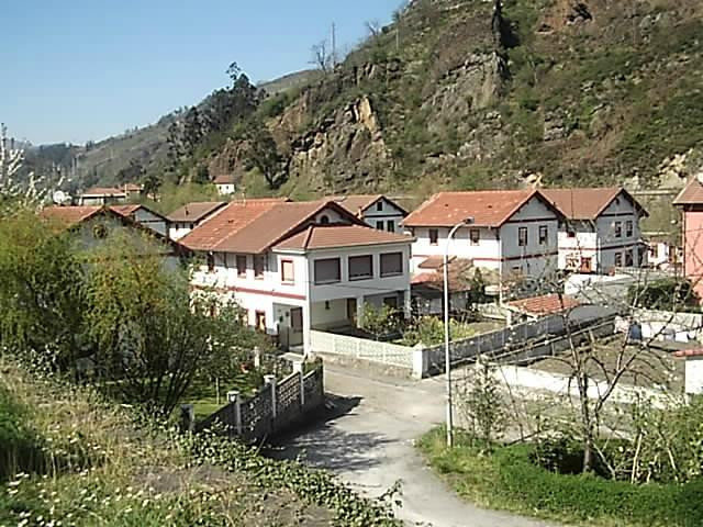 Albergue Juvenil Bustiello