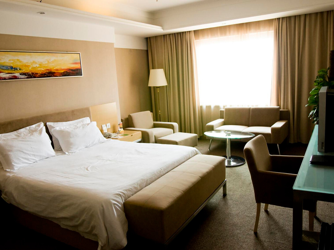 北外滩东信酒店主图