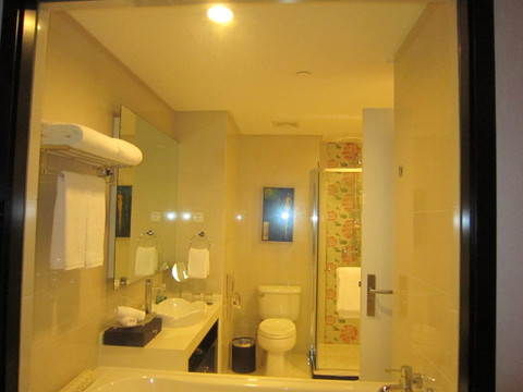 海口明光胜意大酒店（高铁东站龙湖天街店）主图