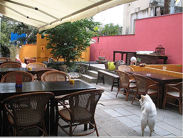 守望者青年客栈主图