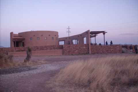 The Marfa Mystery Lights-马尔法必去景点