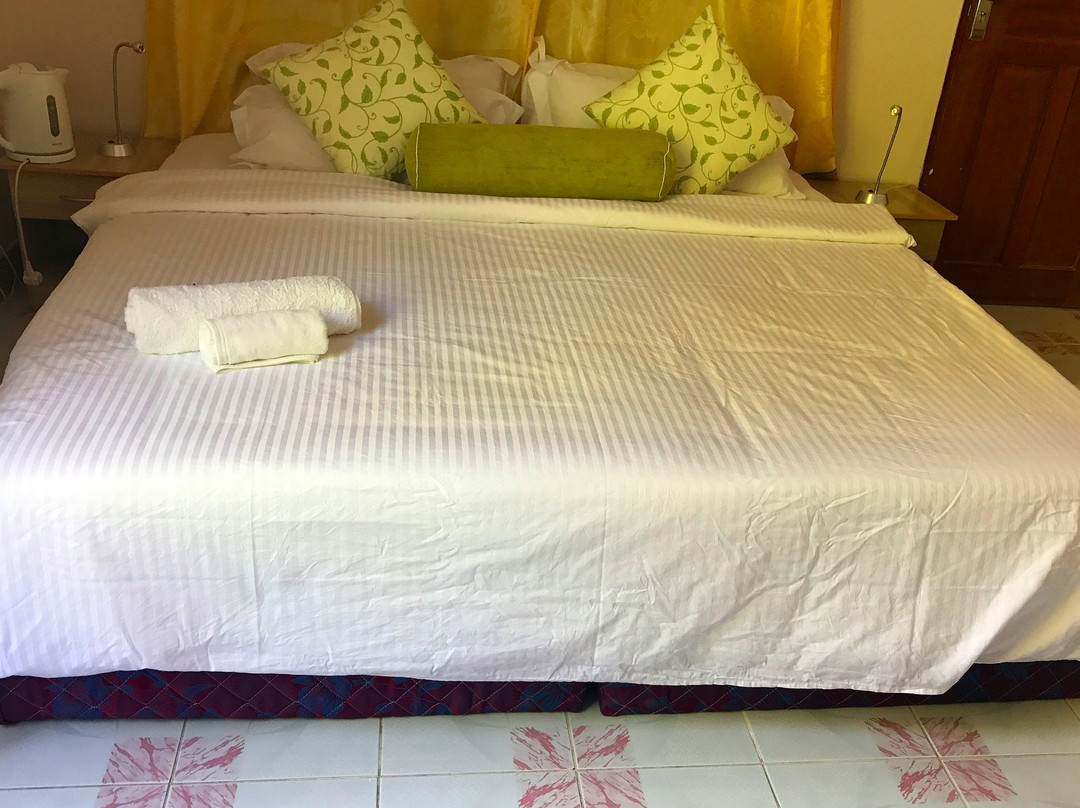 Lagoon Beach Veli