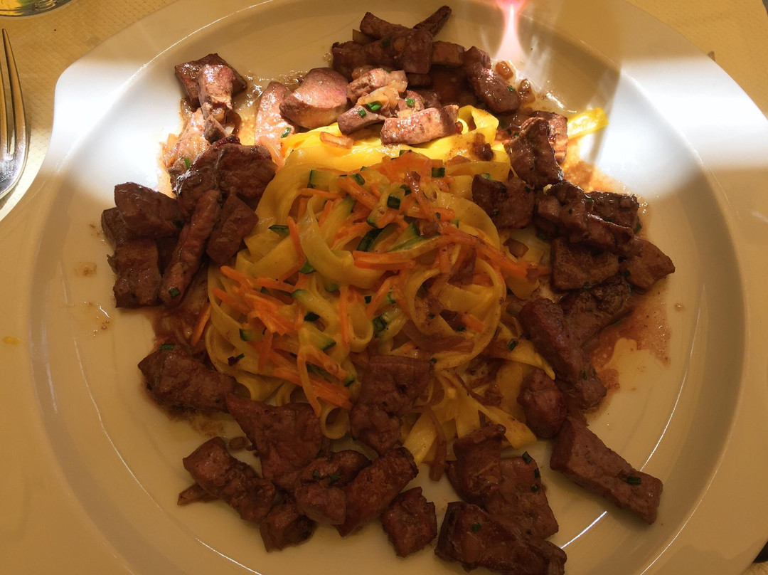 Baar餐馆和美食-Restaurant Krone Pizzeria